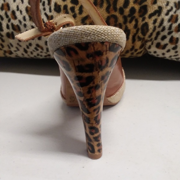 Nicole Miller Sandal Heels with Leather & Fabric - Picture 3 of 5